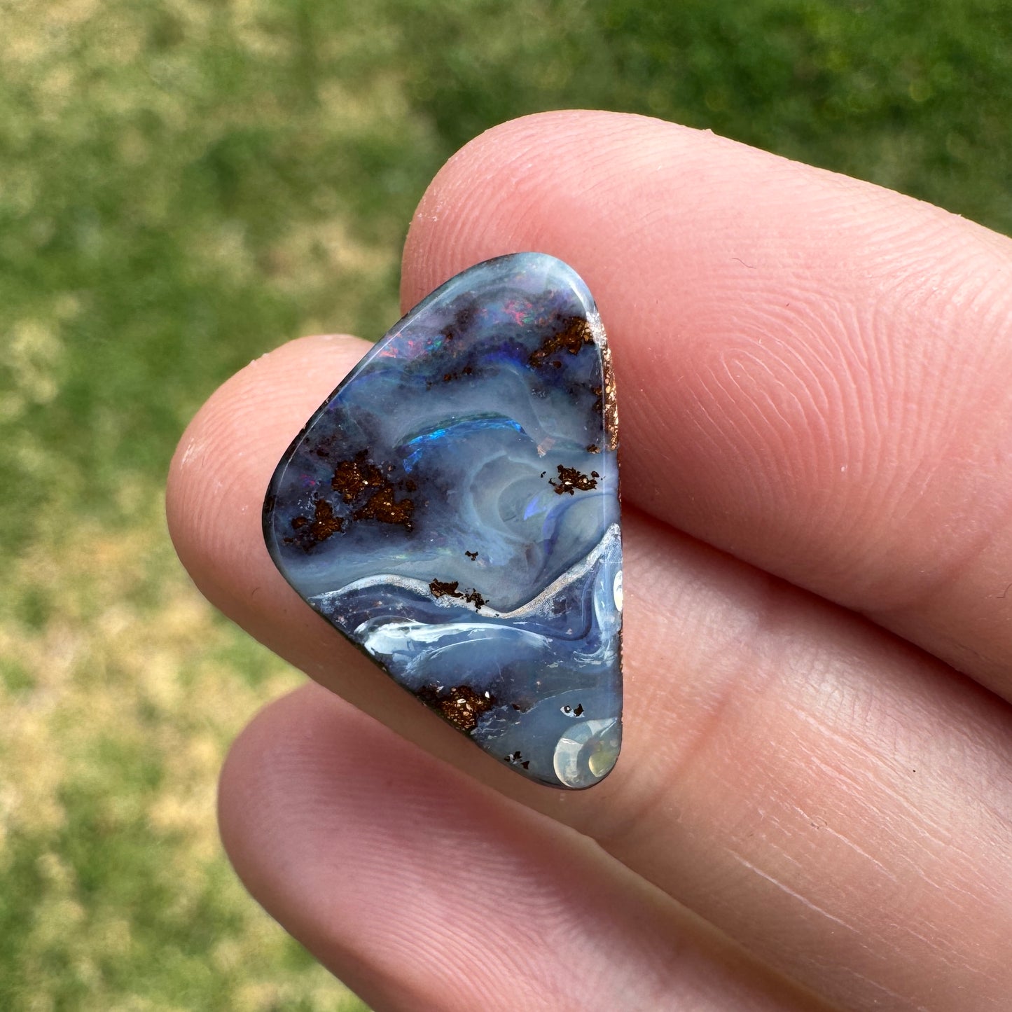6.37 Ct free-form boulder opal