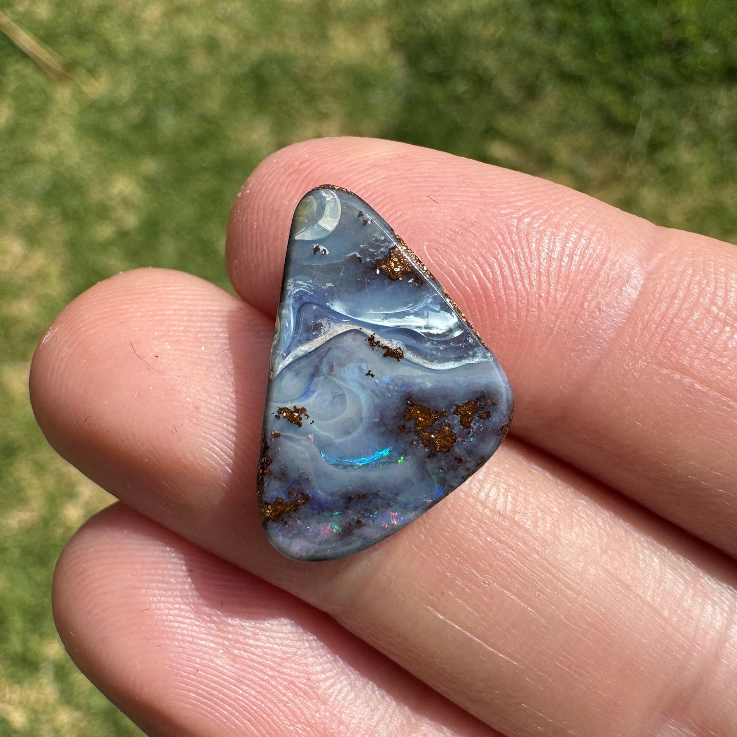 6.37 Ct free-form boulder opal