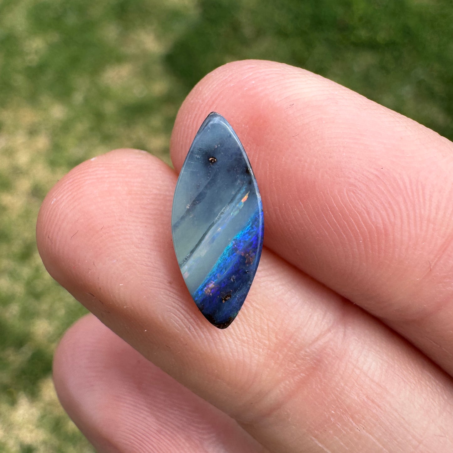 1.75 Ct small boulder opal