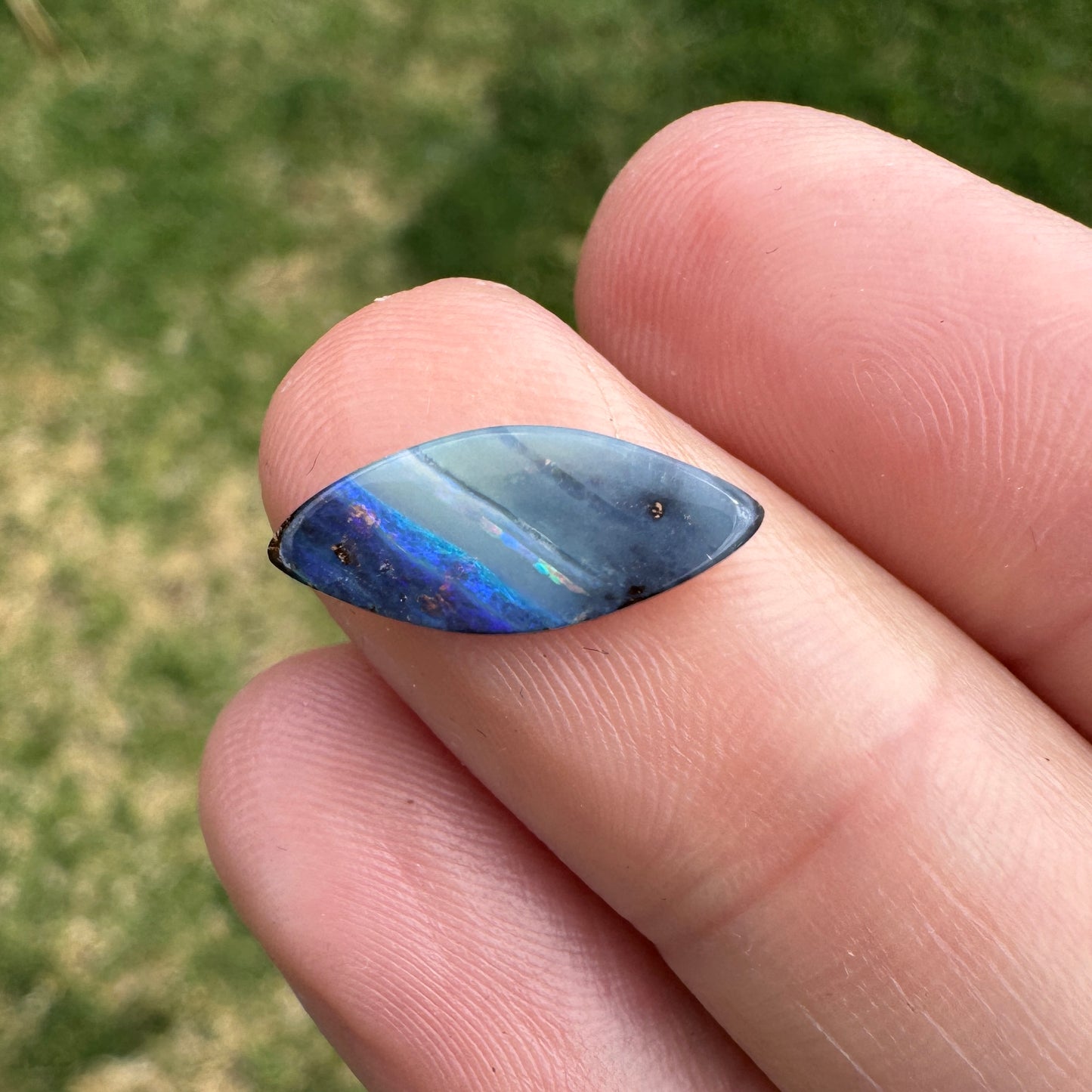 1.75 Ct small boulder opal