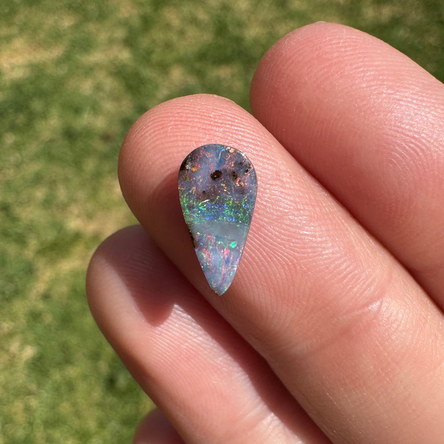 1.52 Ct small boulder opal