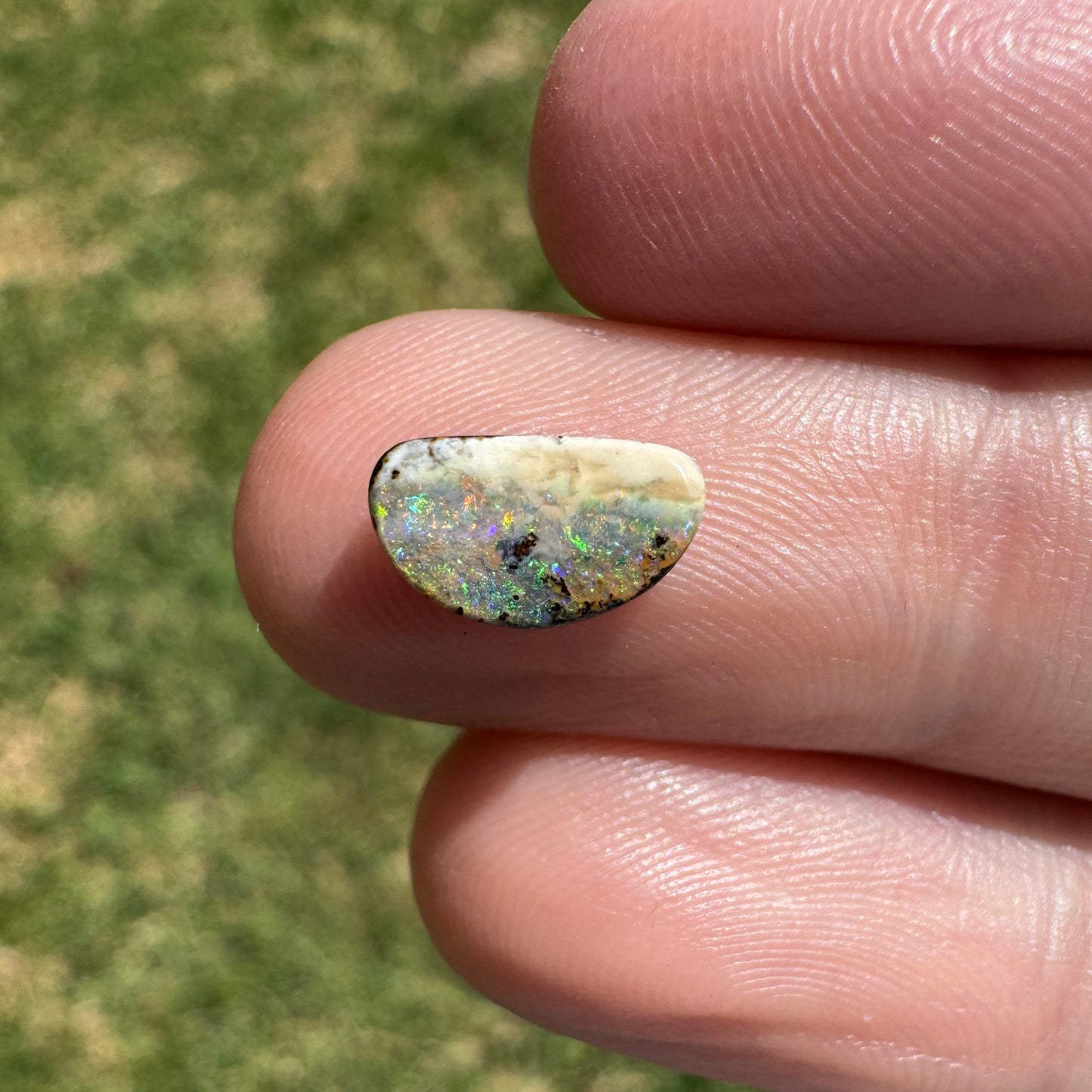 1.26 Ct small boulder opal