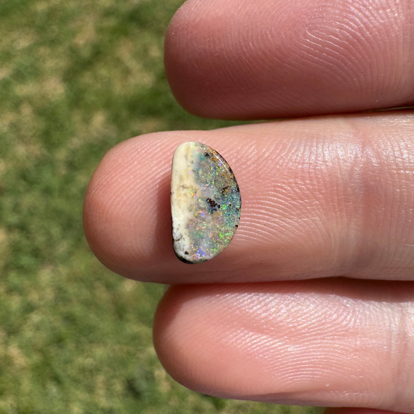 1.26 Ct small boulder opal