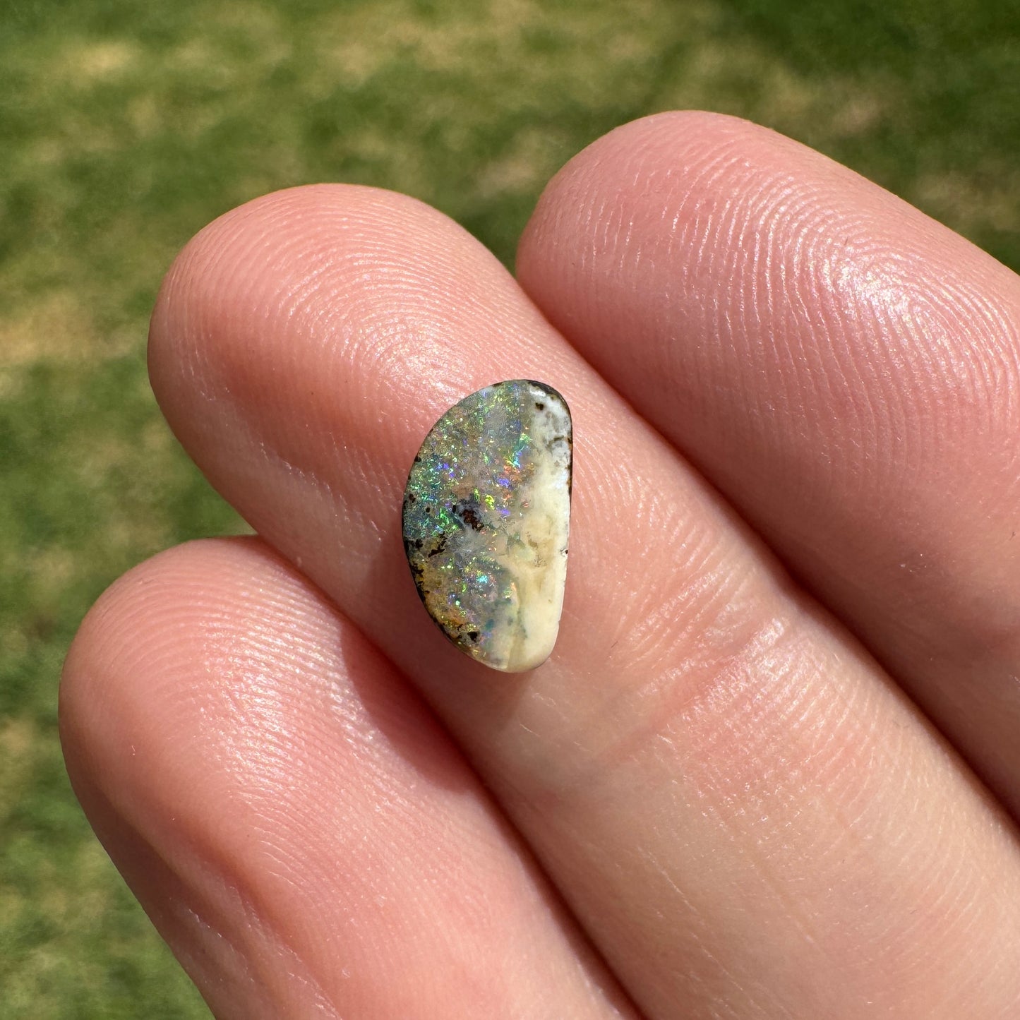 1.26 Ct small boulder opal