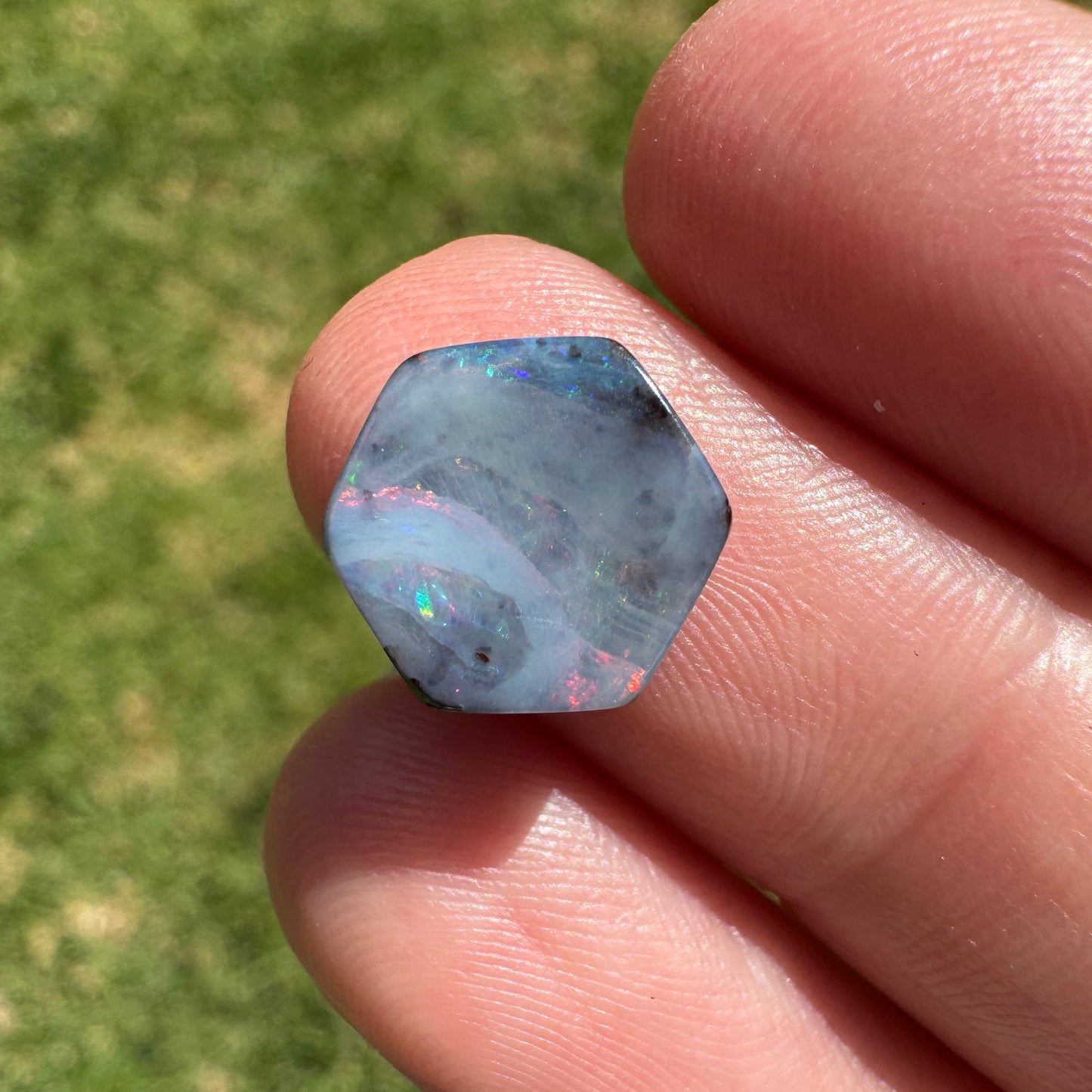 3.51 Ct small boulder opal