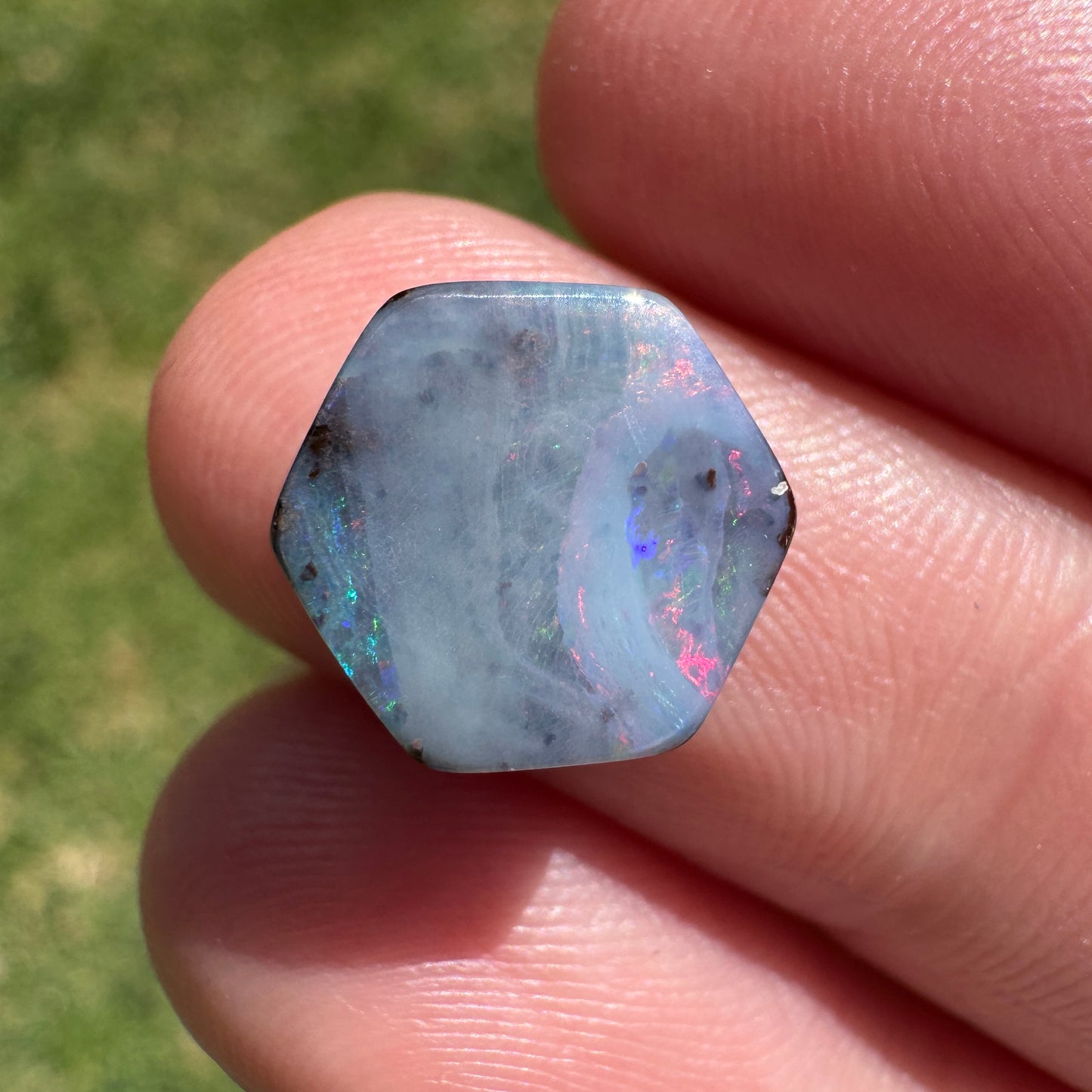 3.51 Ct small boulder opal
