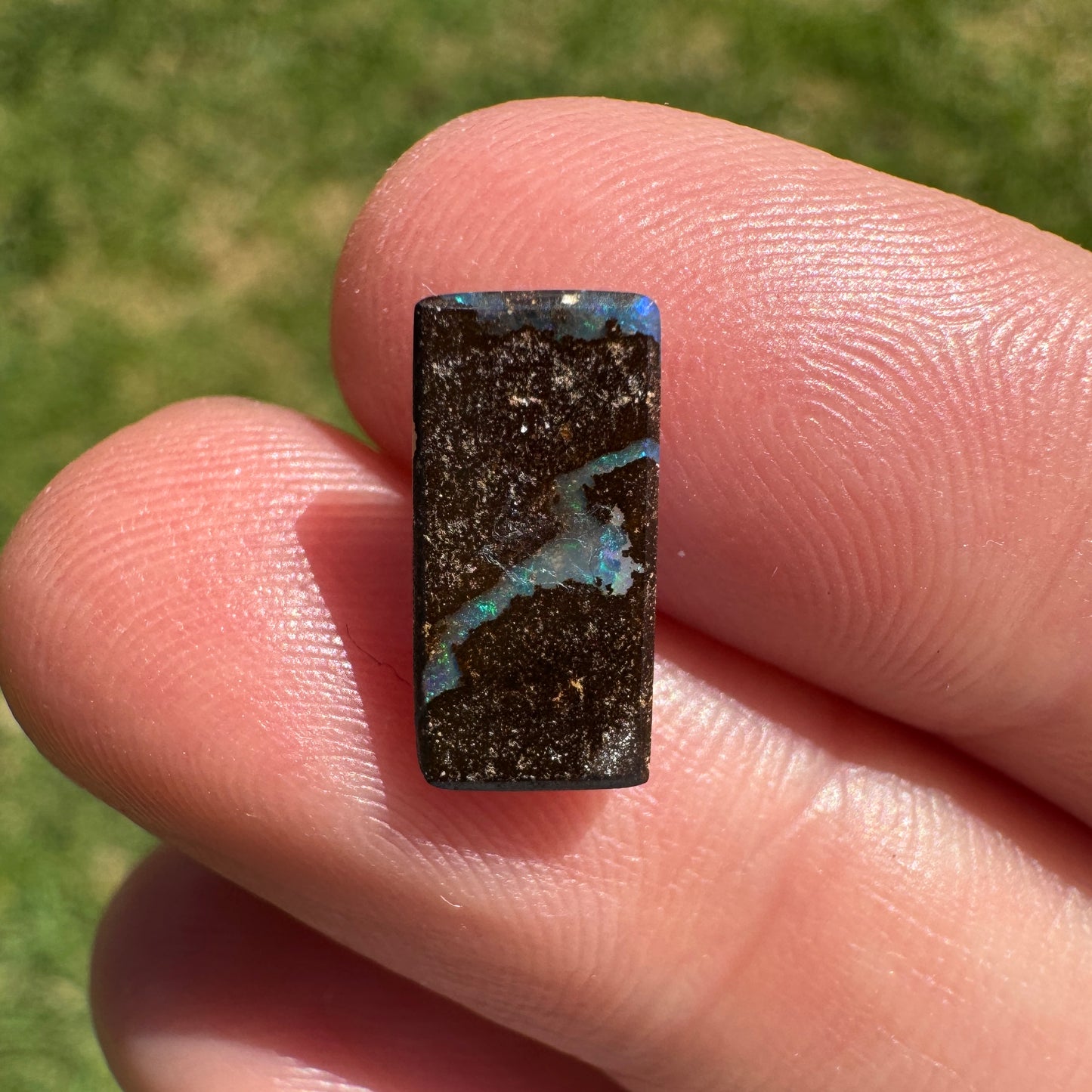 2.40 Ct small boulder opal