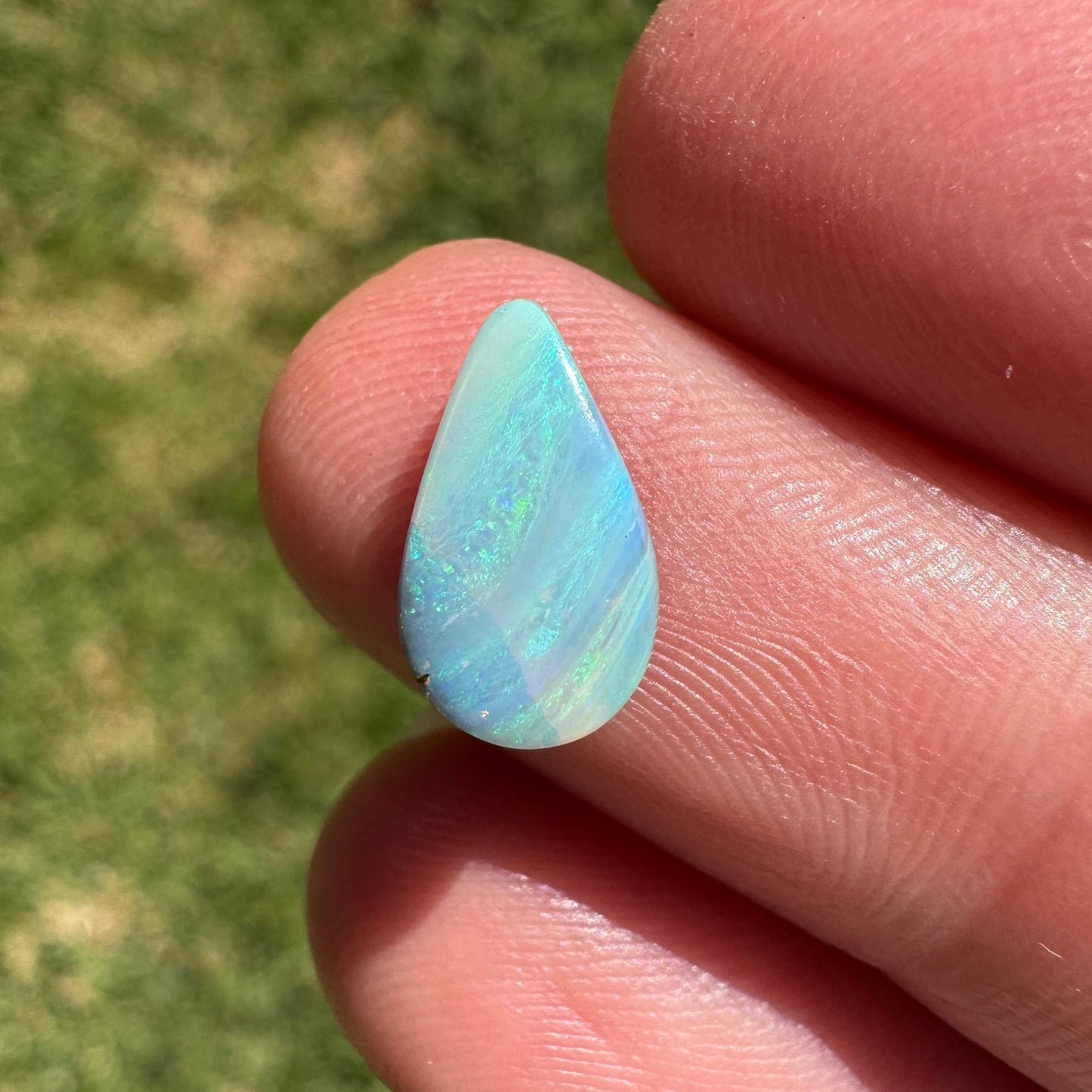 1.39 Ct small boulder opal