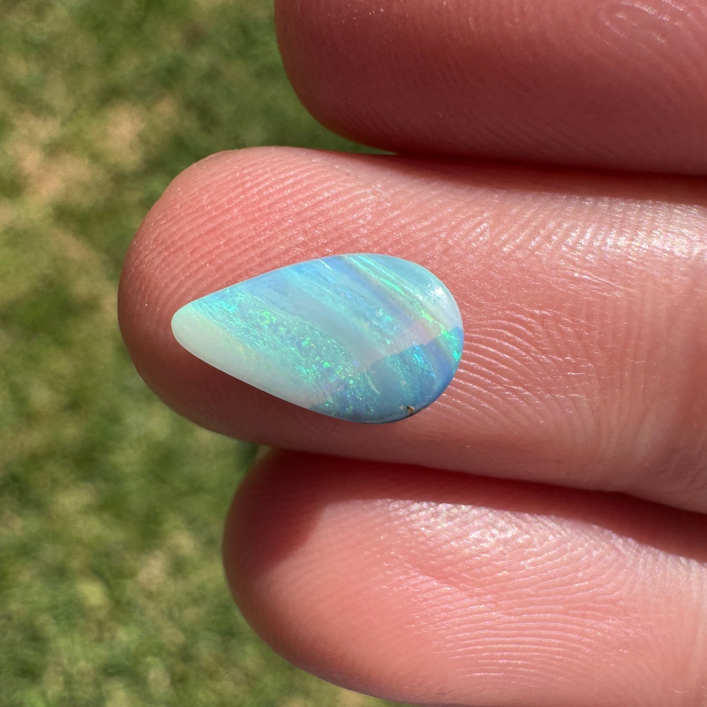 1.39 Ct small boulder opal