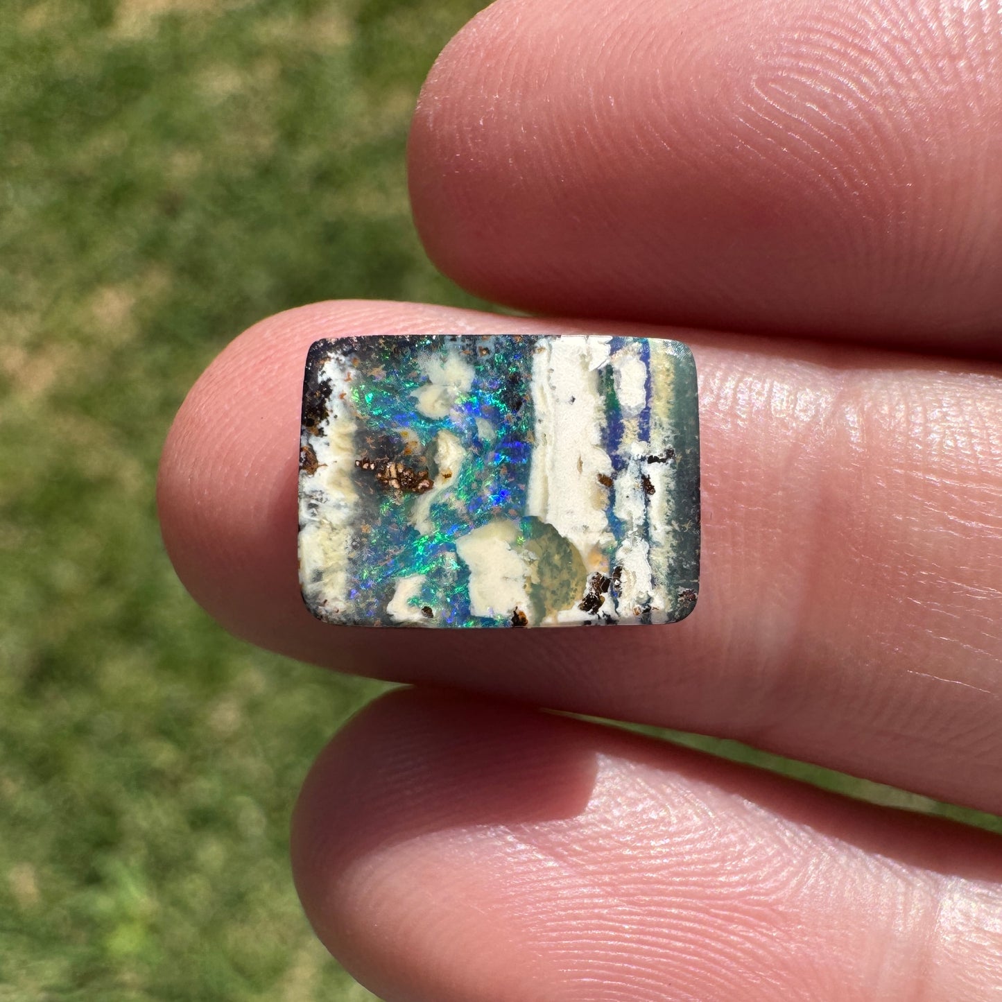 3.51 Ct small boulder opal