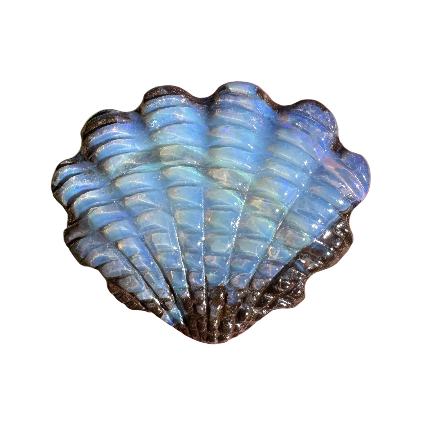 16.02 Ct fan shell opal carving