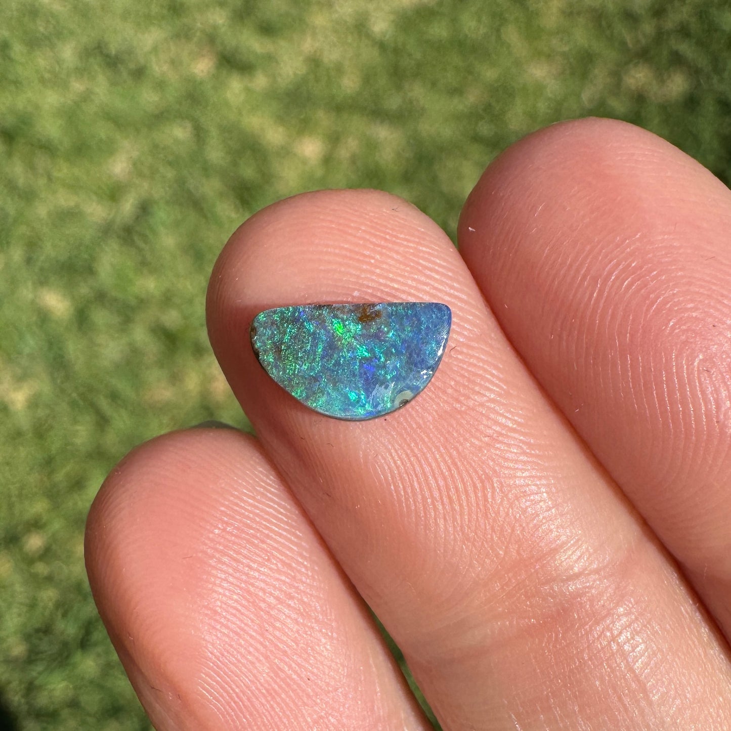 1.31 Ct small boulder opal