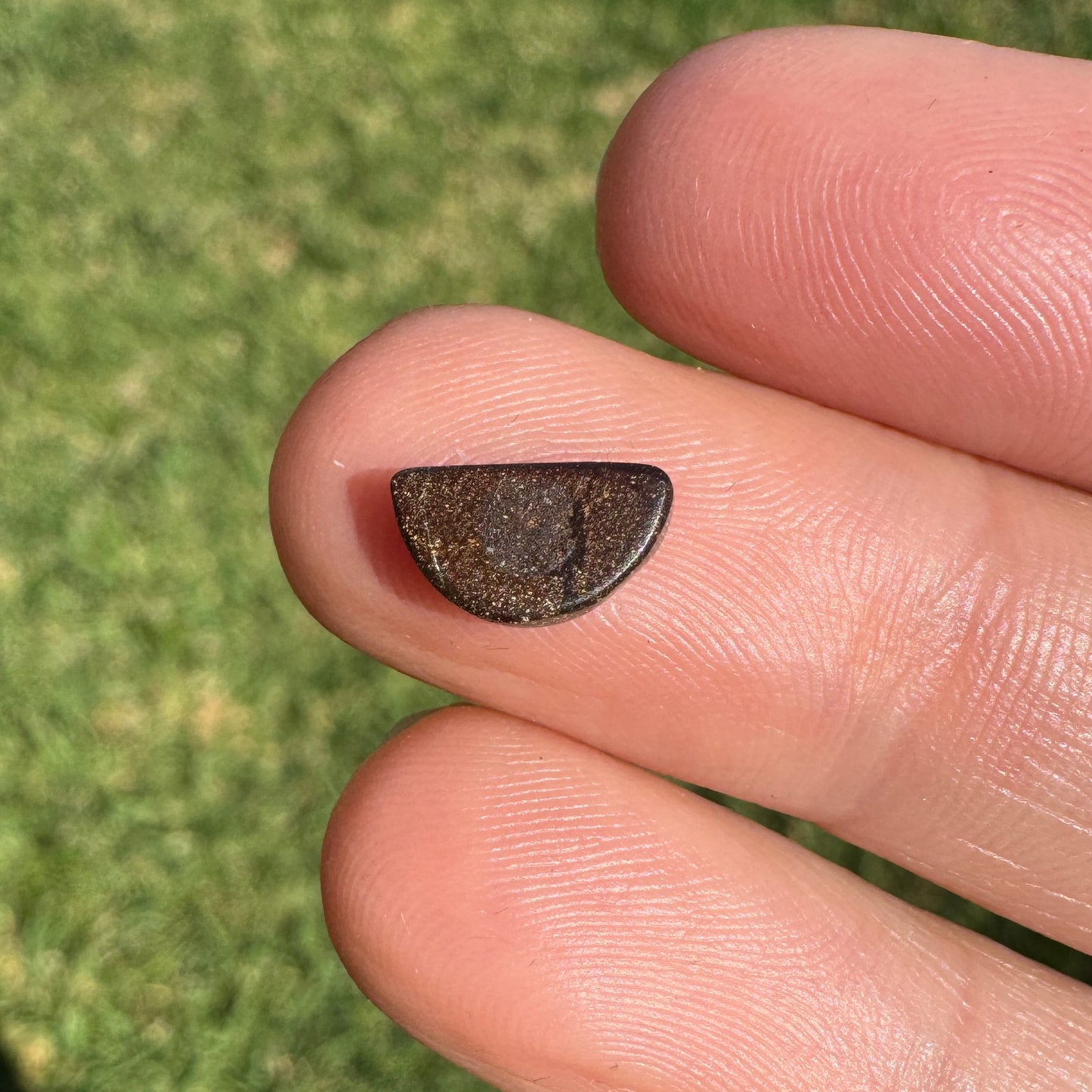 1.31 Ct small boulder opal