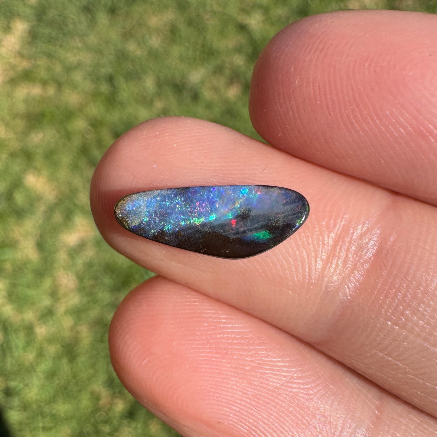 1.71 Ct small boulder opal