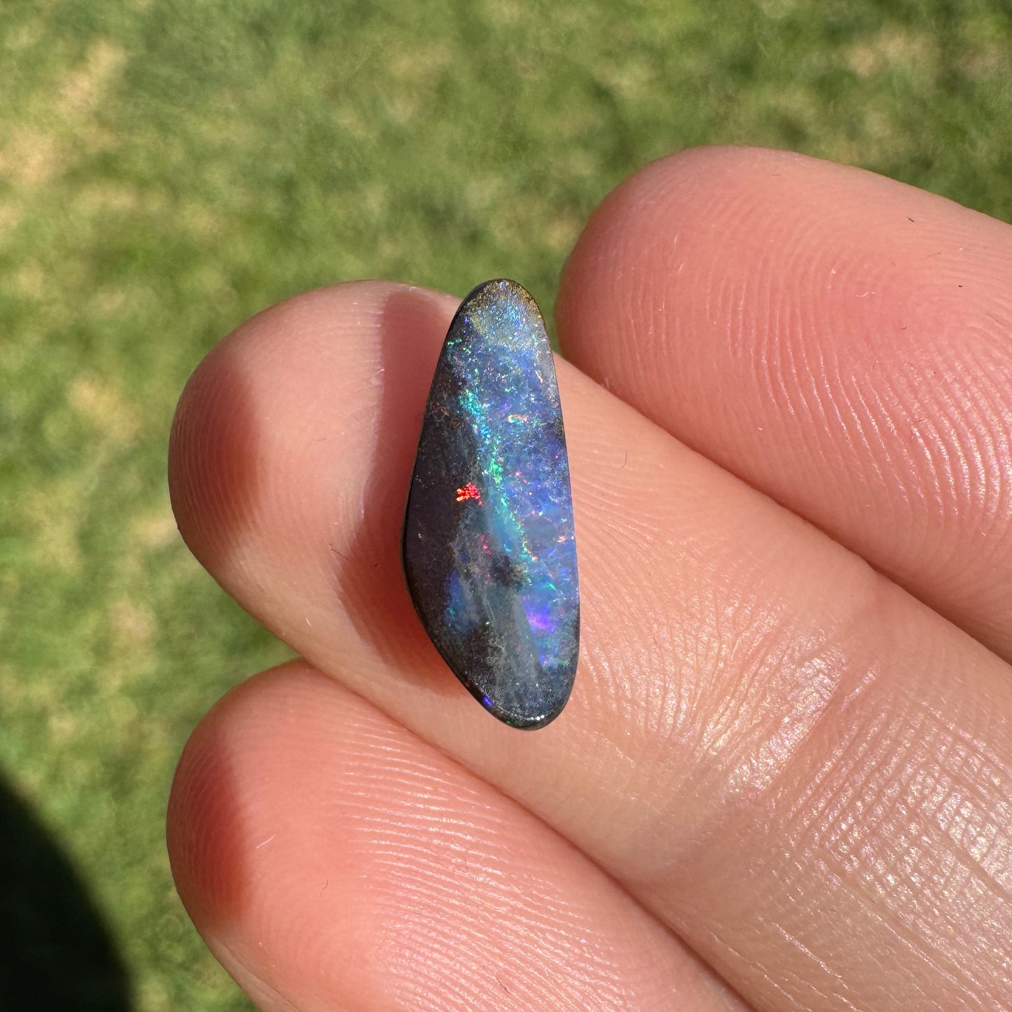 1.71 Ct small boulder opal