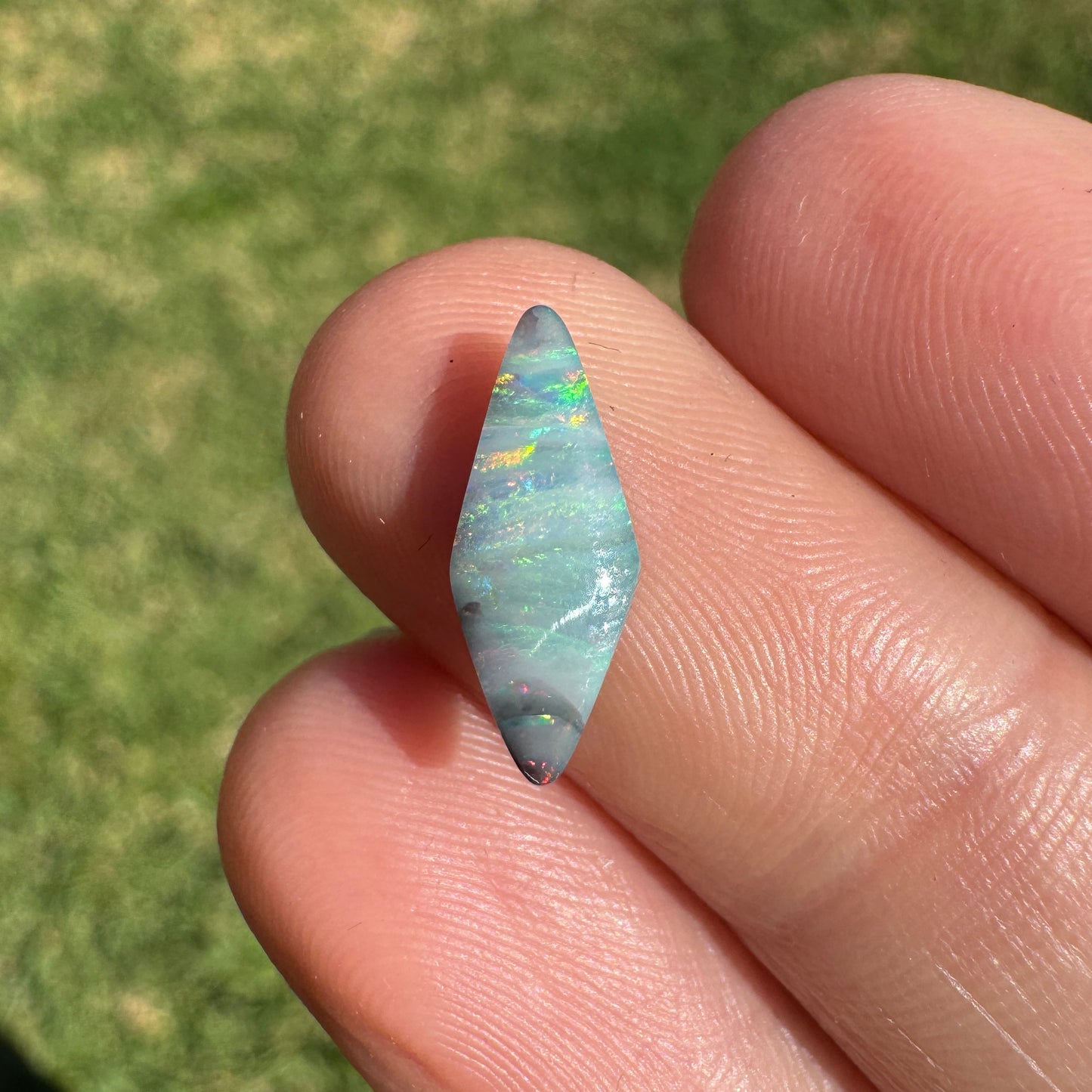 1.08 Ct small boulder opal