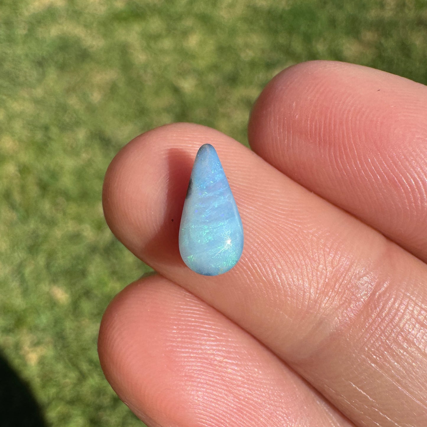 1.07 Ct small boulder opal