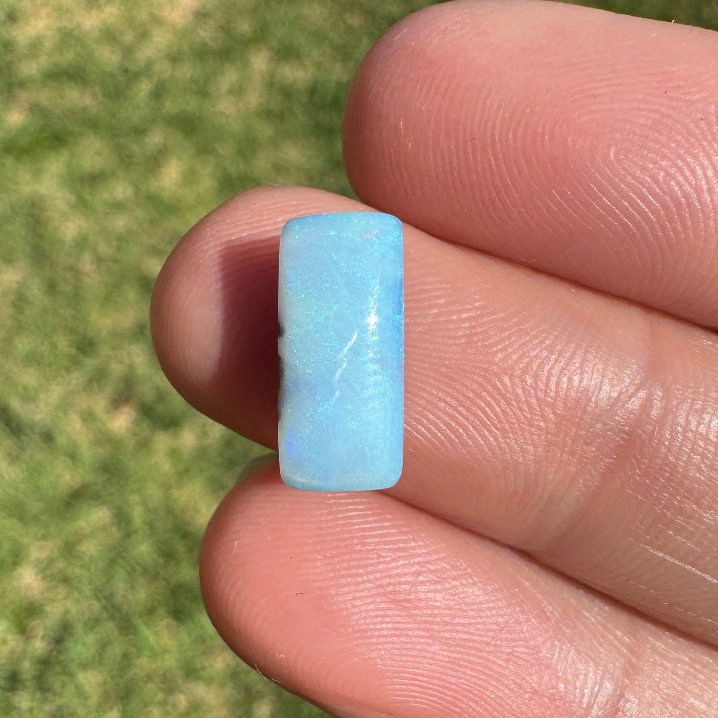 2.92 Ct small boulder opal