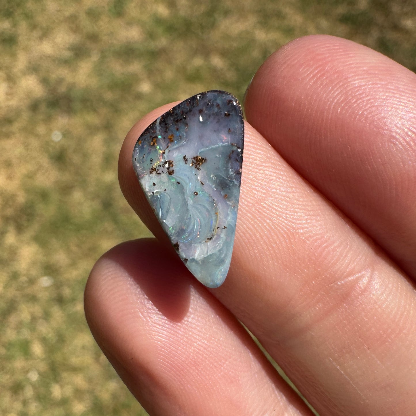 3.14 Ct small boulder opal