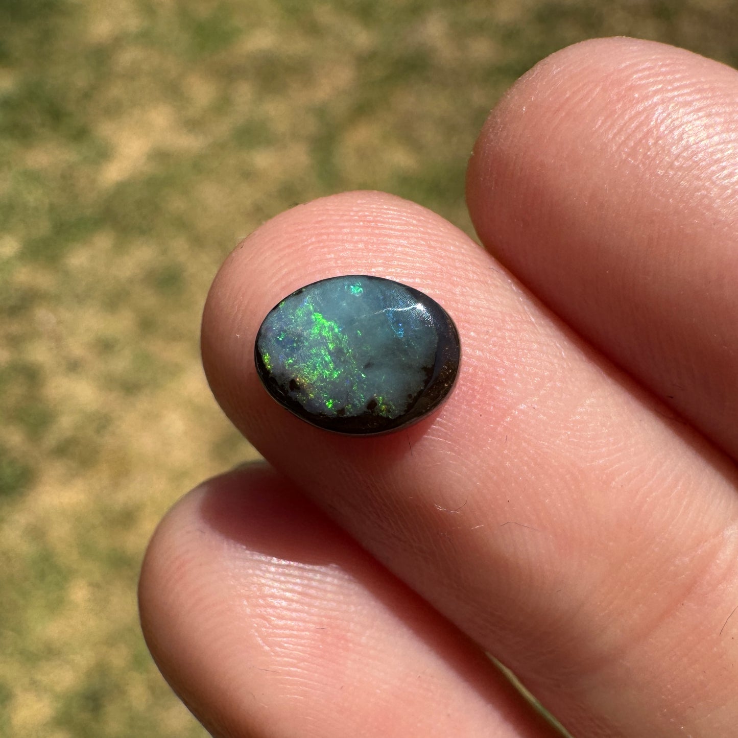 1.27 Ct small boulder opal