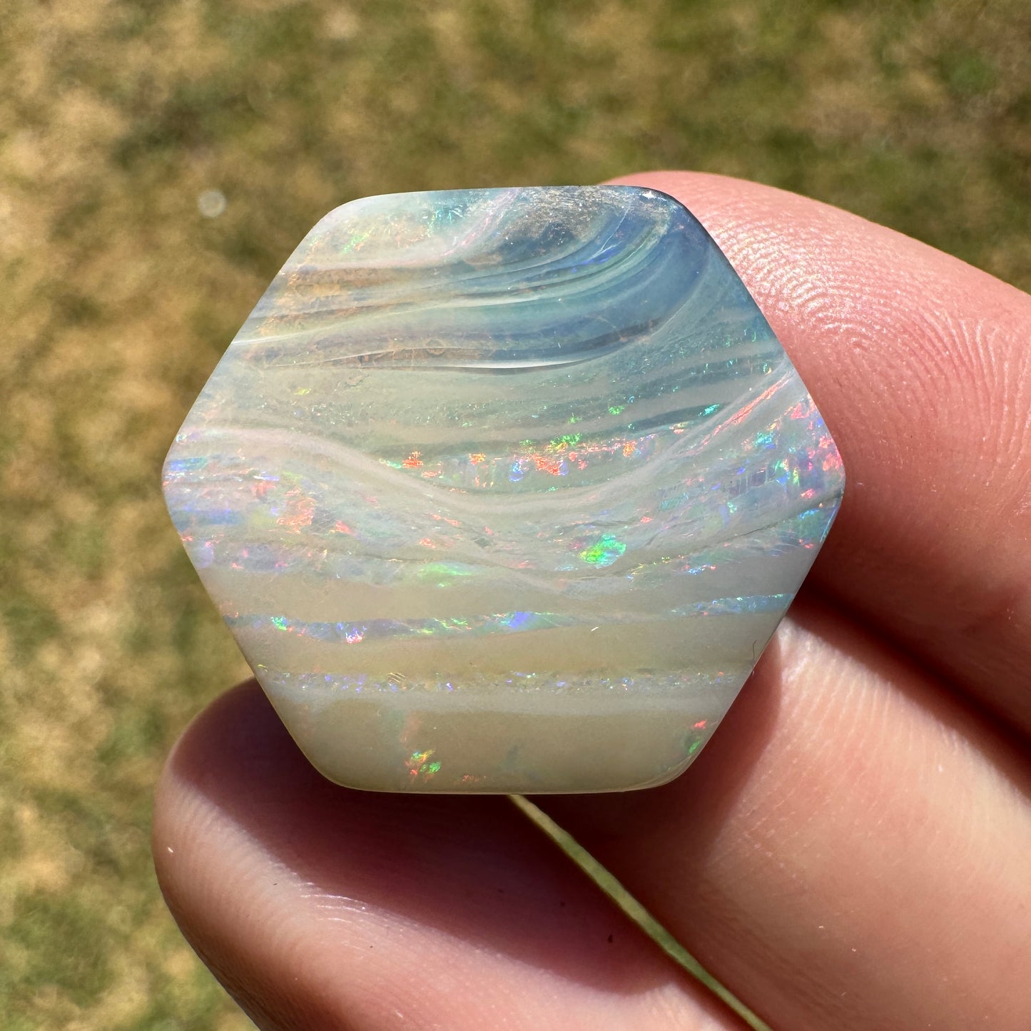 22.08 Ct large hexagon boulder opal