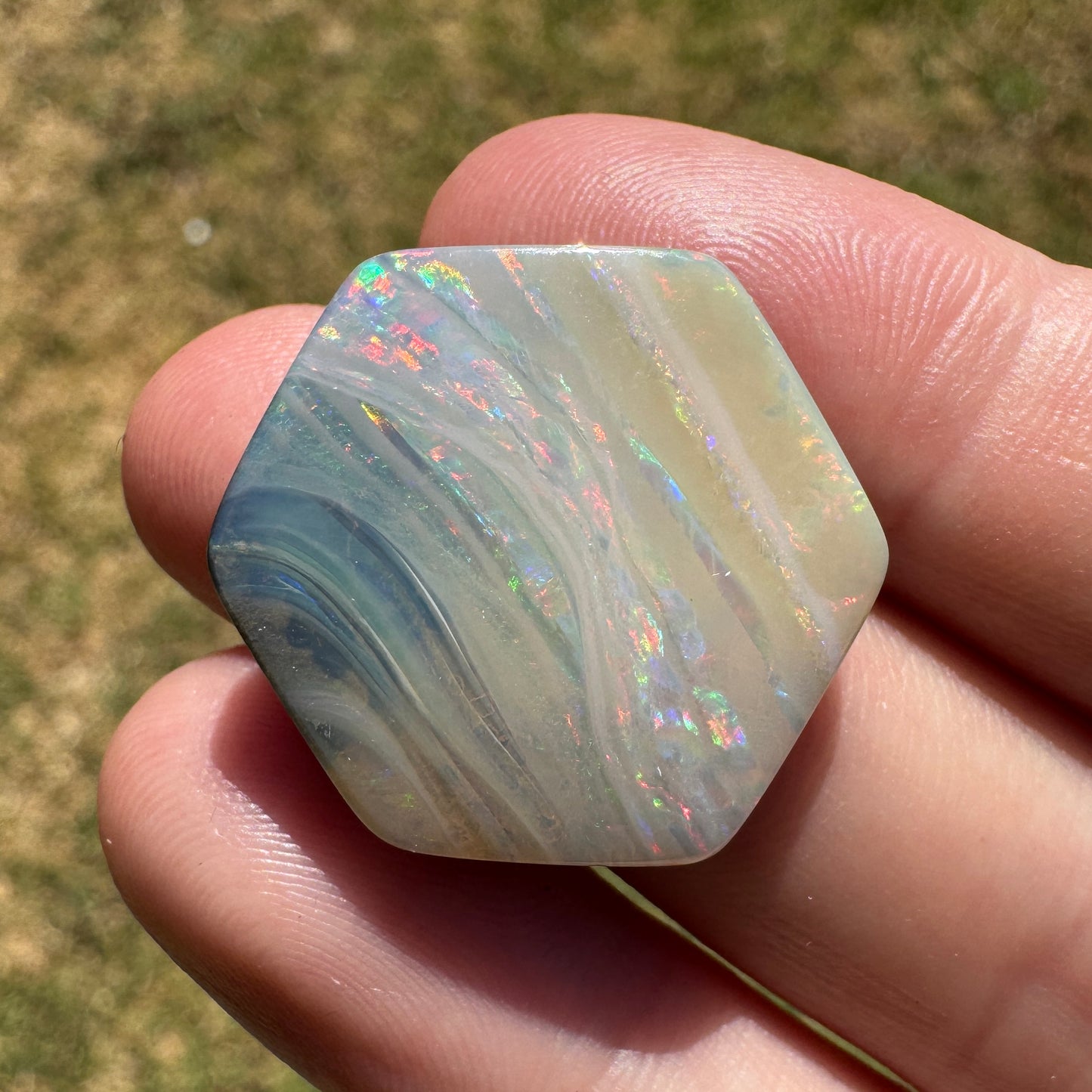 22.08 Ct large hexagon boulder opal
