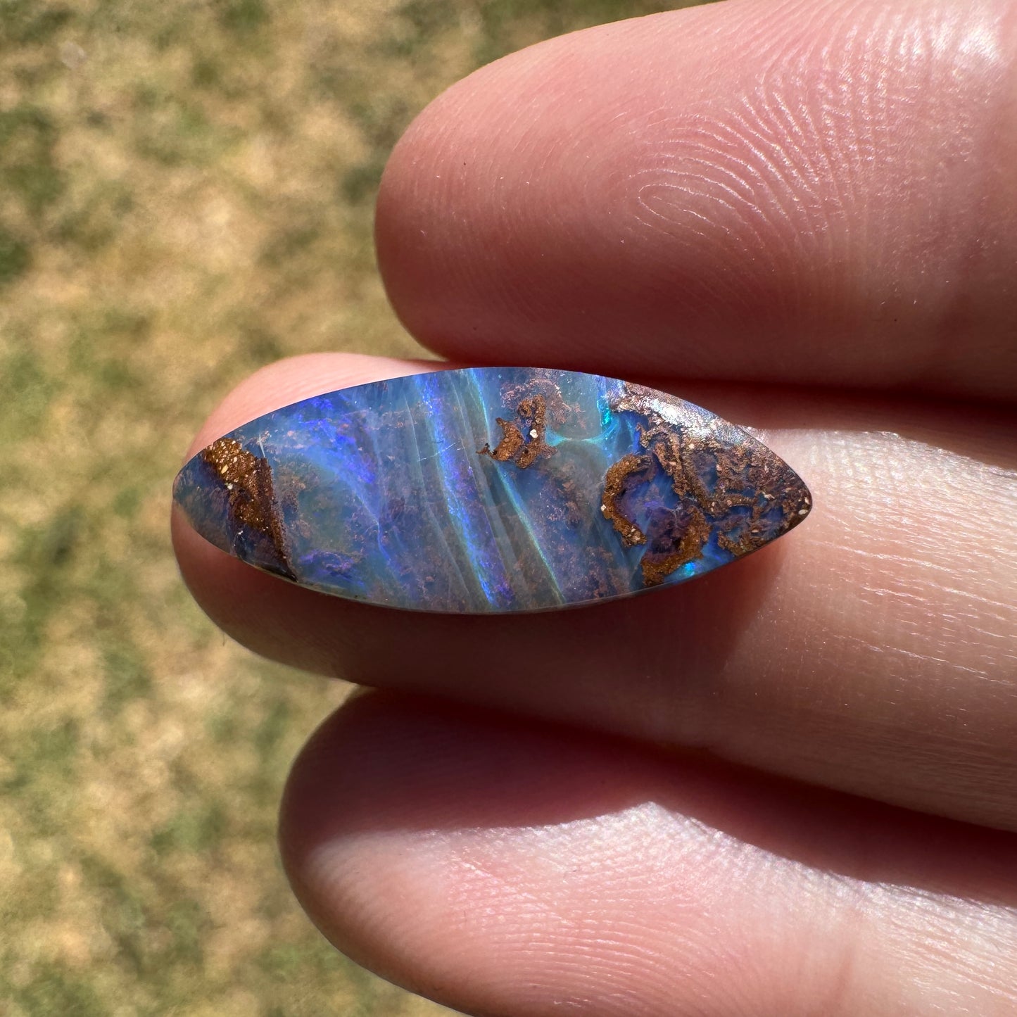 5.60 Ct striped boulder opal