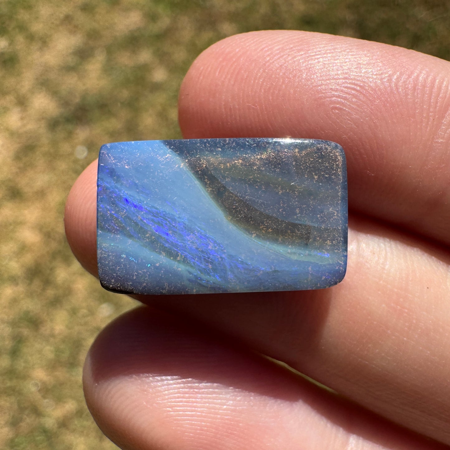 8.36 Ct two-tone boulder opal