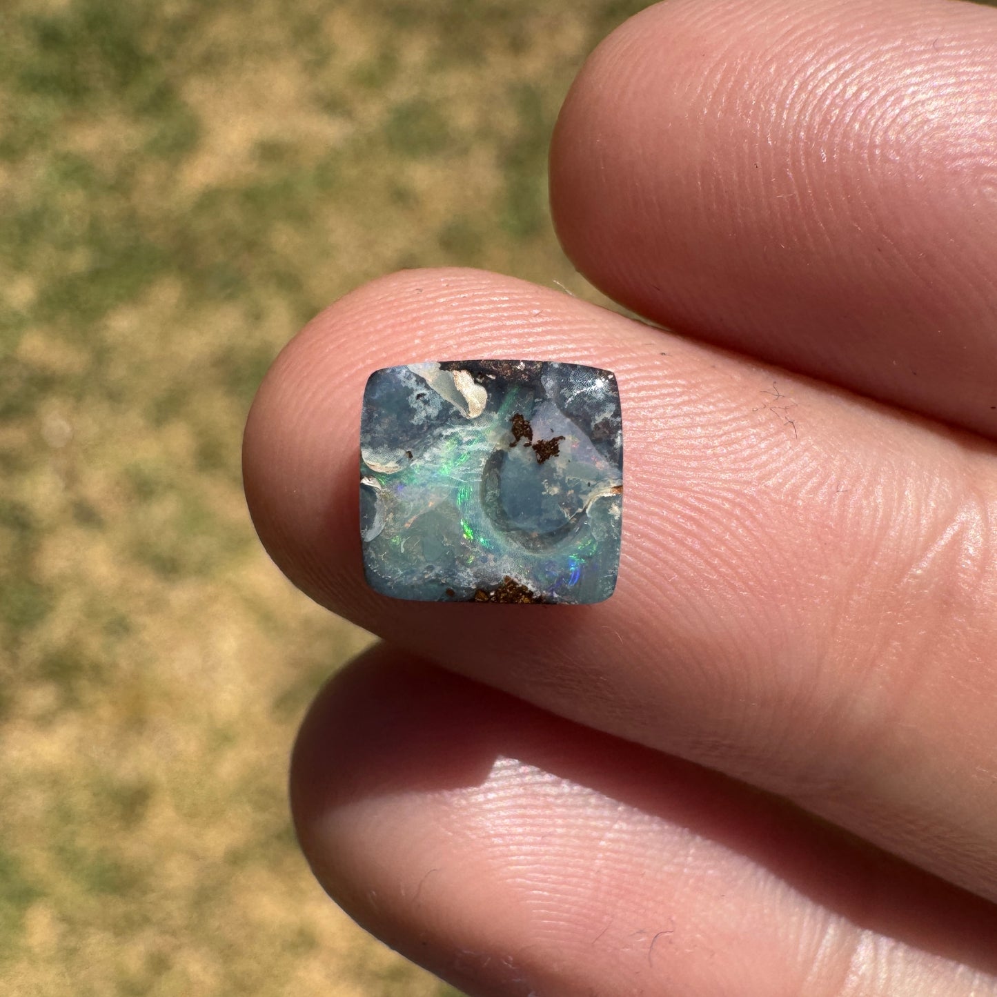 1.61 Ct small boulder opal