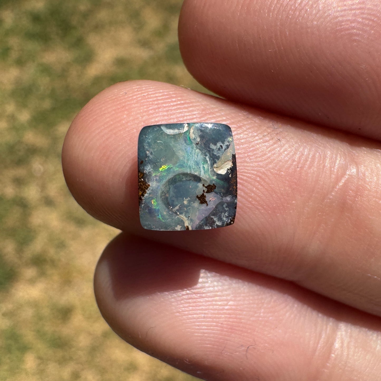 1.61 Ct small boulder opal