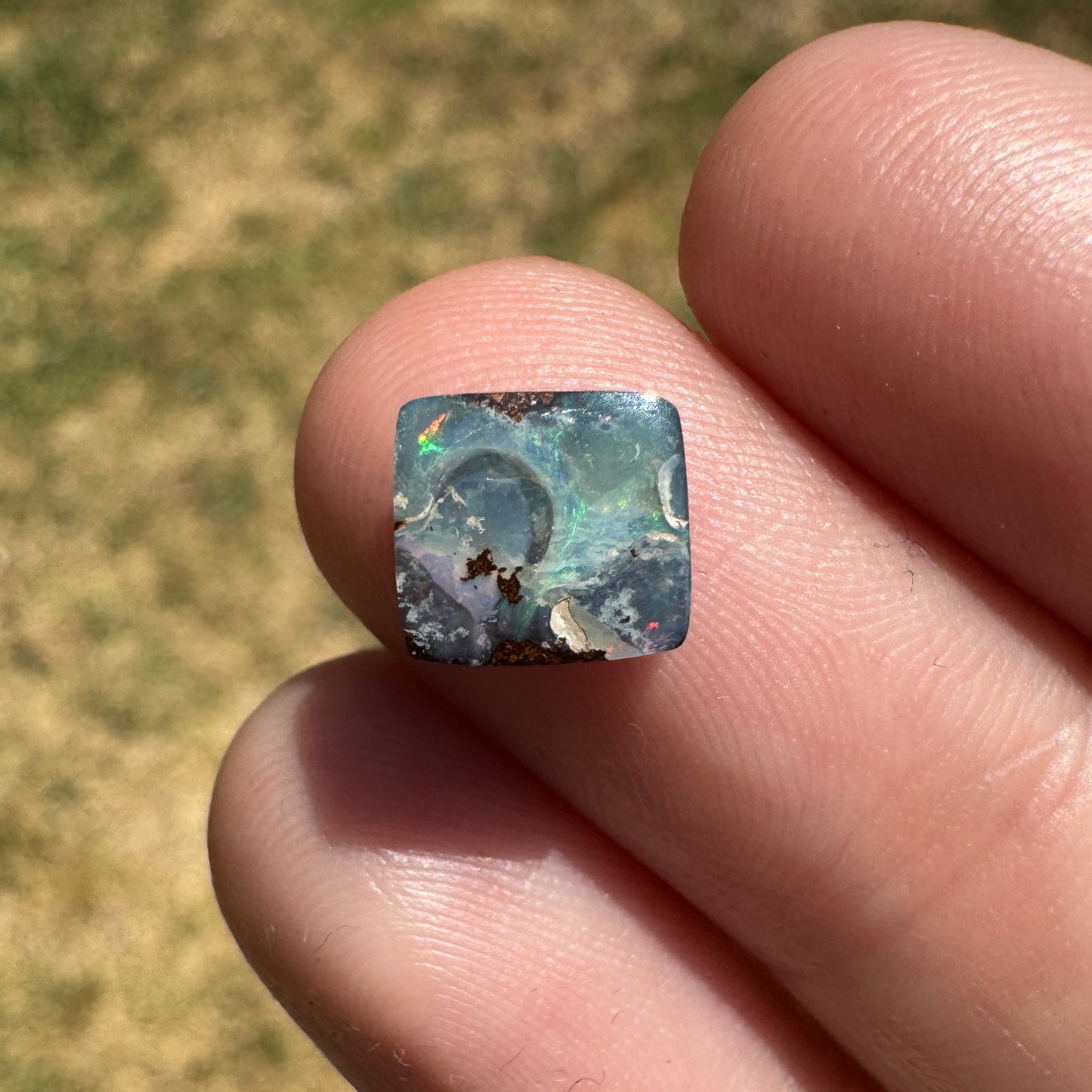 1.61 Ct small boulder opal