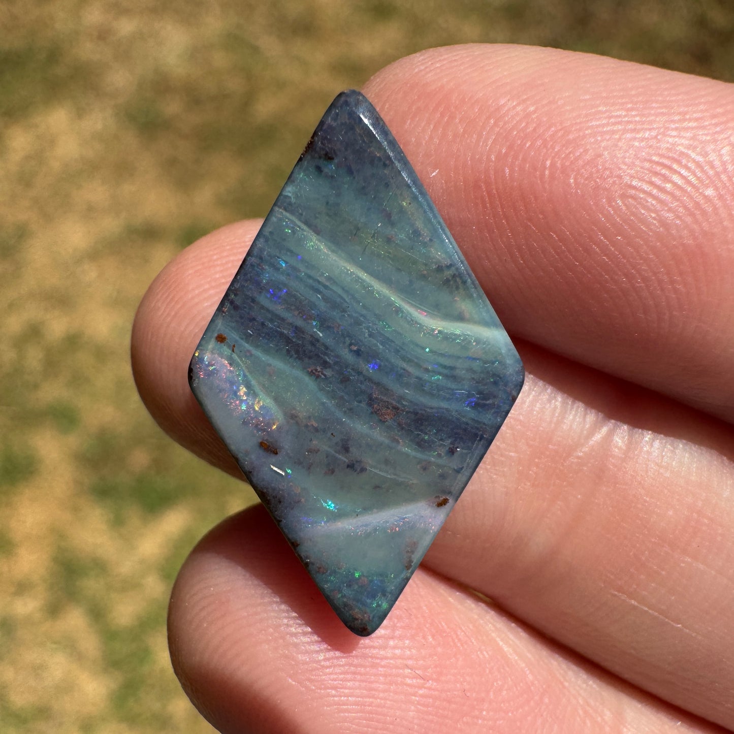 4.93 Ct diamond-shaped boulder opal
