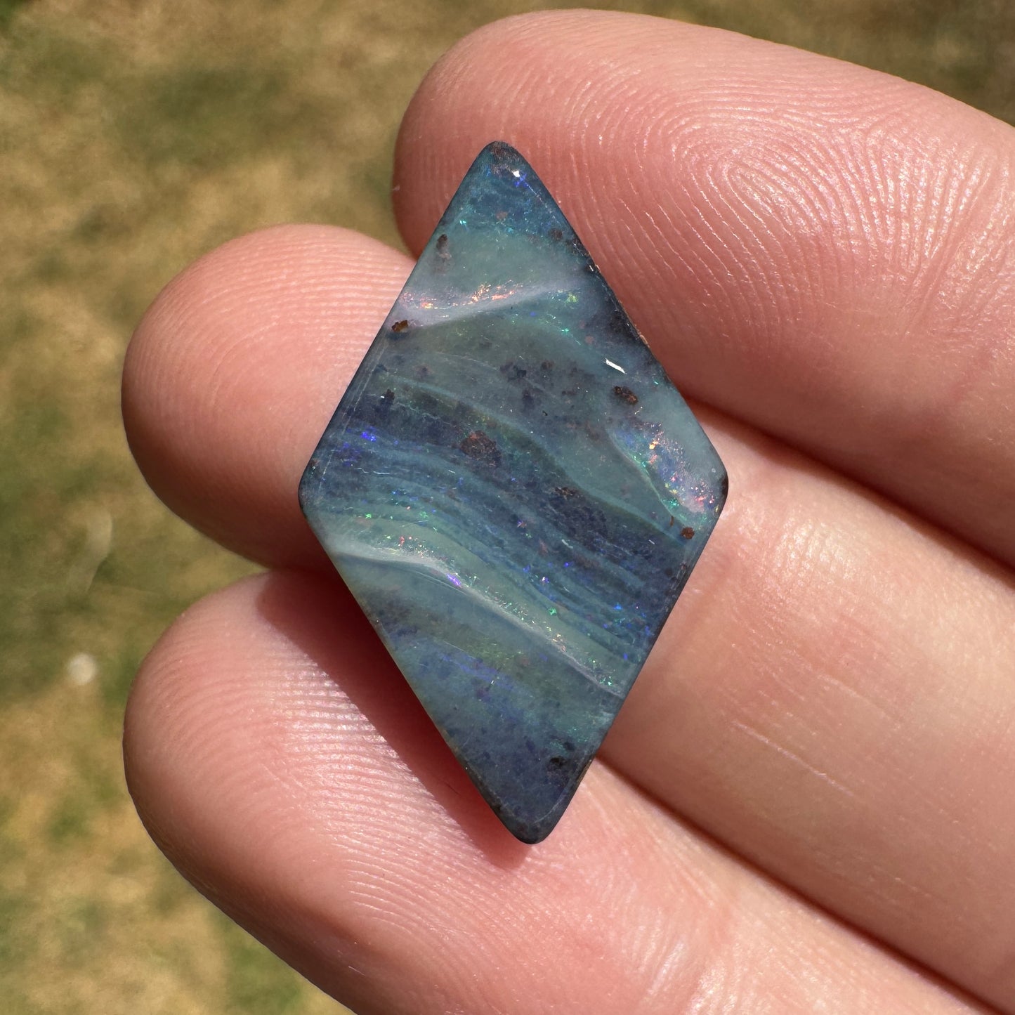 4.93 Ct diamond-shaped boulder opal