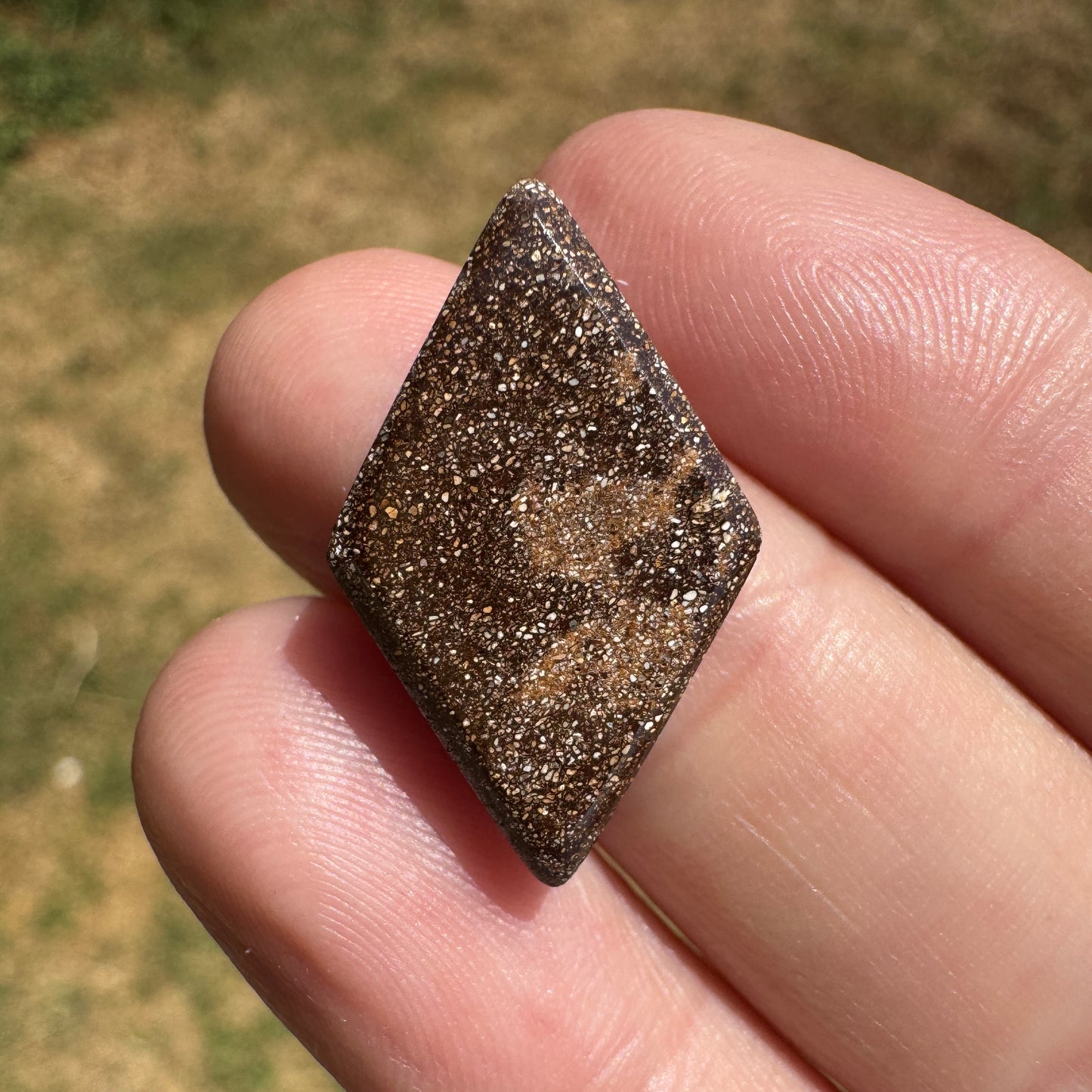 4.93 Ct diamond-shaped boulder opal